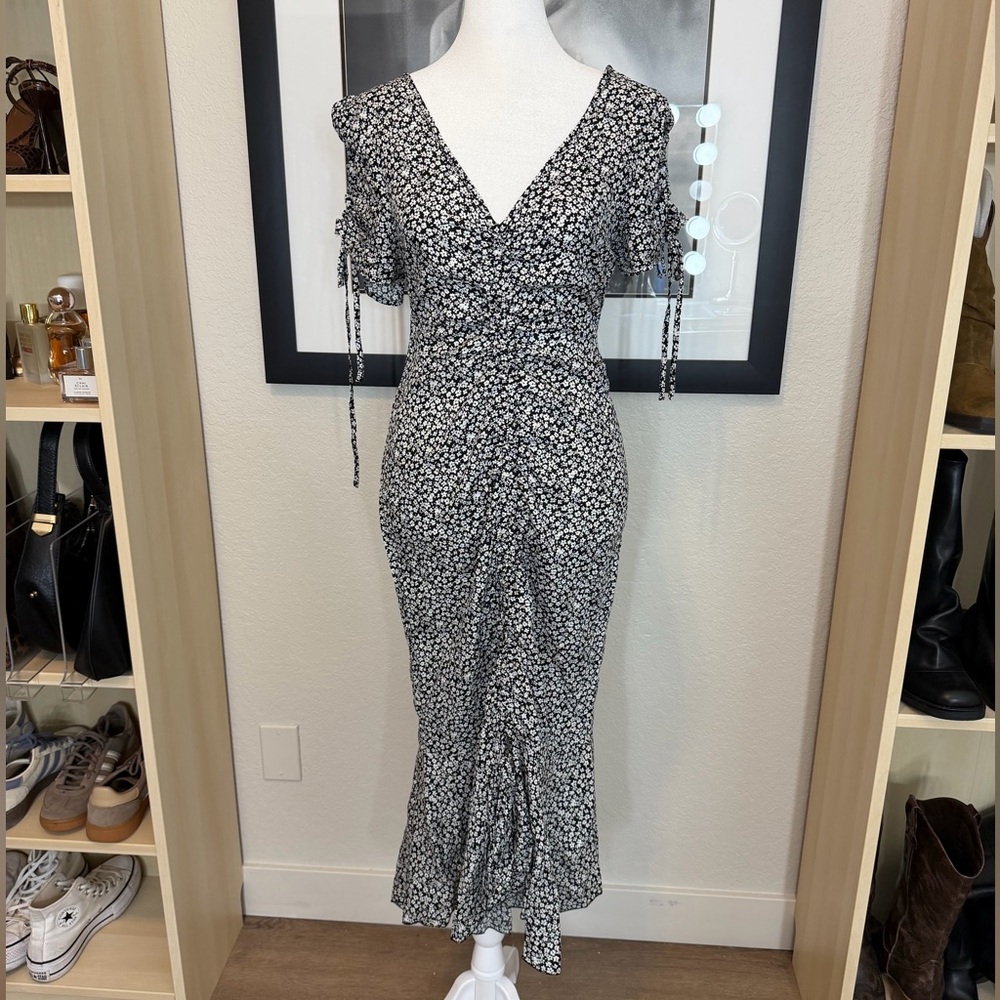 Fashion Nova Black and White Floral Midi Dress